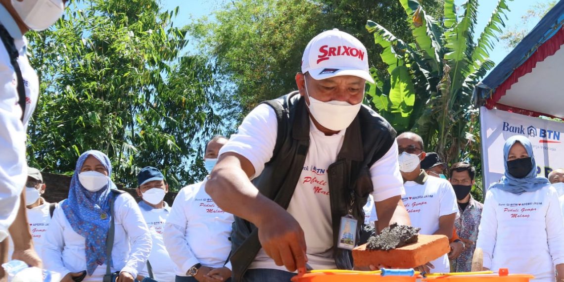 Renovasi Rumah Korban Gempa