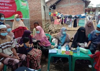 Mobil Klinik Indosat Ooredoo Siaga di Lokasi Terdampak Banjir NTT dan NTB