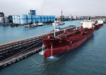 Pelindo 1 Dumai Ekspor ISO Tank ke Port Klang Malaysia