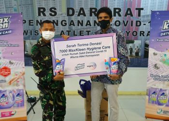 Maxkleen Donasikan 7.000 Paket Hygiene Care untuk RSDC Wisma Atlet