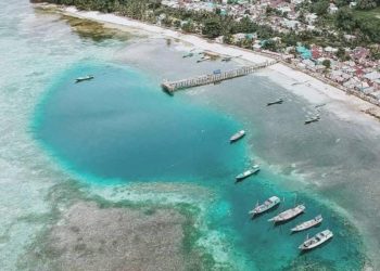 3 Pulau Bersejarah di Kepulauan Banda Dialiri Listrik PLN, Bupati Sampaikan Apresiasi