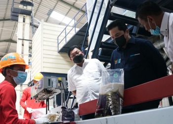 Bantuan Hand Tractor untuk Petani Pamarican