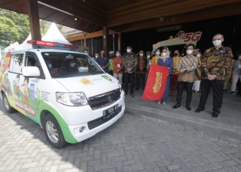 Mobil Klinik Vaksinasi Indosat Ooredoo