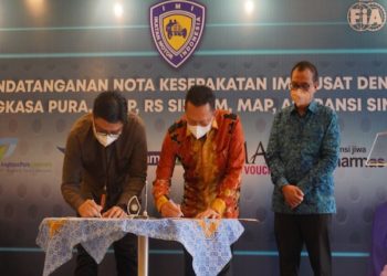 Angkasa Pura I Group dan IMI Teken MoU Automotive Sport Tourism