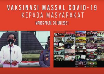 Presiden Tinjau Vaksinasi Massal di Lapangan Bhayangkara Mabes Polri