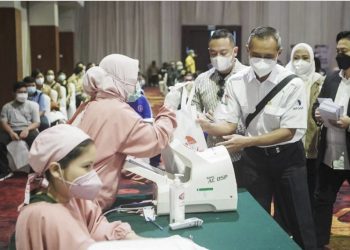 APLI Gelar Vaksinasi Massal dan Beri Apresiasi Kepada Nakes