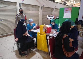 Maksimalkan Program Vaksinasi Merdeka, Polrestro Depok Dibantu Siloam Hospital Group dan UPNV Jakarta