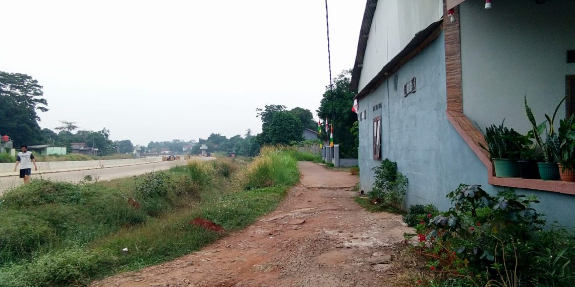 Imbas Proyek Pembangunan Tol Cimanggis-Cibuntu bagi Warga Desa Lubang Buaya