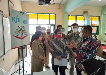 Pendistribusian Kartu Jakarta Pintar (KJP)