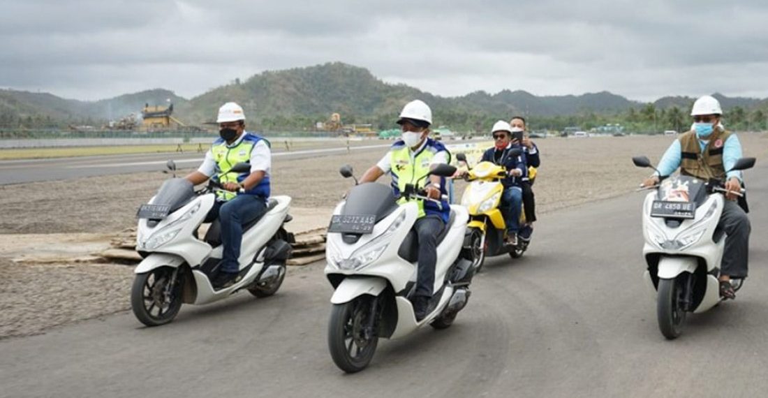 Ketika Menteri Investasi Bahlil Lahadalia Menjajal Sirkuit Mandalika