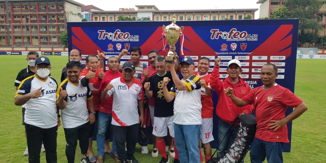 ASABRI bekerja sama dengan IFF menggelar turnamen sepak bola Trofeo U-50 dalam rangka HUT ke-76 TNI