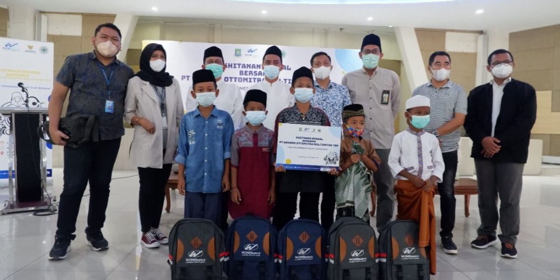 WOM Finance dan BAZNAS Gelar Khitanan Massal di Tangerang