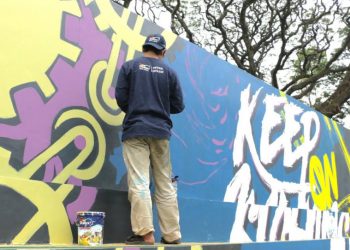 Peringati Sumpah Pemuda, AkzoNobel Indonesia Gandeng Seniman Mural Muda Percantik SOR Saparua Bandung