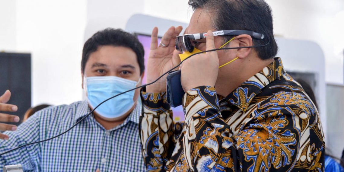 Akselerasi Transformasi Industri 4.0 Sekaligus Menjadi Showcase Digitalisasi dalam Making Indonesia 4.0