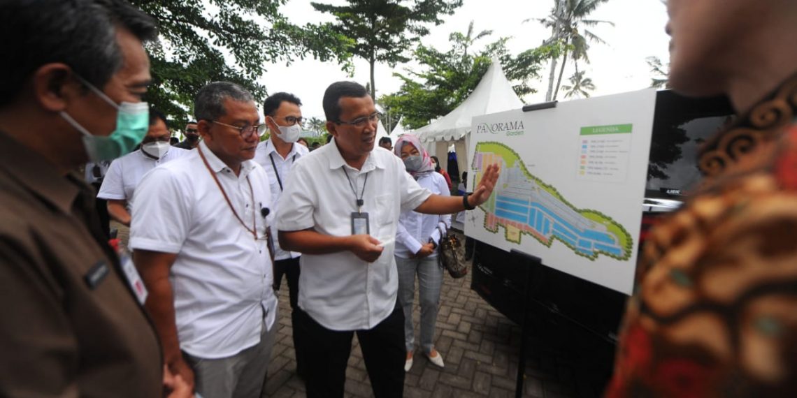 Tinjau Rumah BTN Ramah Lingkungan