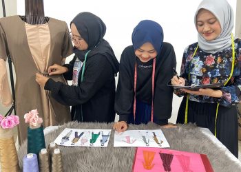 Kesuksesan Mybamus Kembangkan Brand Baju Muslim Kekinian di Lazada Amanah