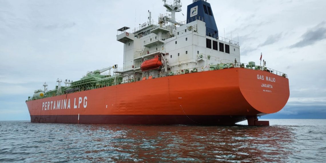 Siap Arungi Asia-Australia, Direksi Pantau Kesiapan Tanker MT Gas Walio