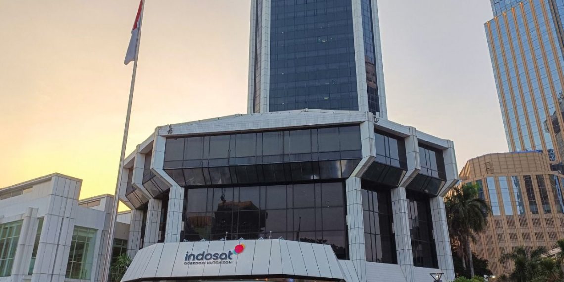 Tingkatkan Pengalaman Pelanggan, Indosat Ooredoo  Hutchison Umumkan Kemitraan dengan redONE