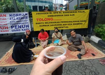 Nasabah Korban Asuransi Menginap di Depan Kantor Prudential