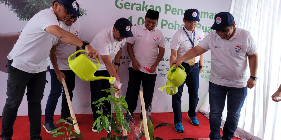 Tanam Pohon di HUT 2 Dekade APU PPT PPATK, Bank Mandiri Taspen Dorong Kesadaran Ekologis