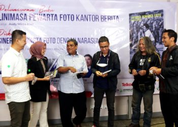 Peluncuran Buku Linimasa Pewarta Foto