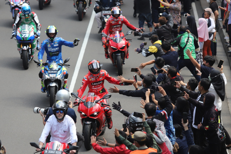 Presiden Jokowi Melepas Parade MotoGp