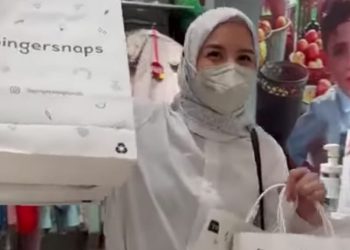 Tambah Koleksi Baju Anak, Ini Tips Anti Boros Ala Tya Ariestya dengan Gingersnaps