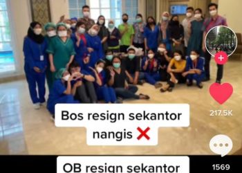Viraallll! Momen Perpisahaan OB Yang Membuat Satu Kantor Menangis