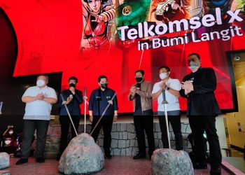 Peluncuran Voucher Fisik Telkomsel dan Kartu E-Money Mandiri edisi Karakter Bumi Langit