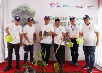 BSI Tanam 1.000 Pohon di Kawasan Katulampa