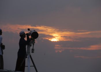 Memantau Hilal untuk Menentukan Awal Ramadhan 1433 H