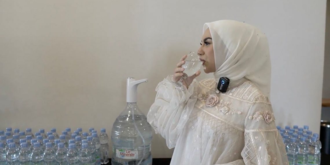 Jaga Kesehatan Di Pengajian 4 Bulanan, Irish Bella dan Ammar Zoni Terapkan Ini