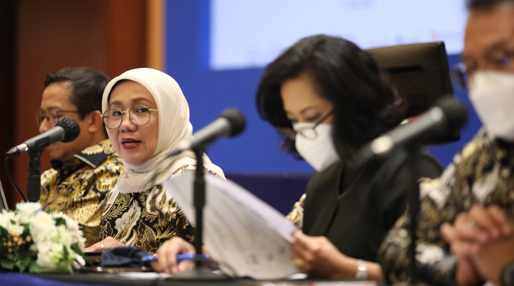 Kimia Farma Bagikan Deviden Rp 90,68 Miliar