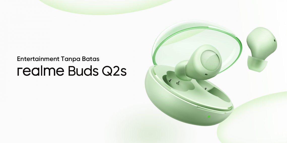 Manjakan Visual dan Audio, realme Hadirkan realme Smart TV Stick & realme Buds Q2s