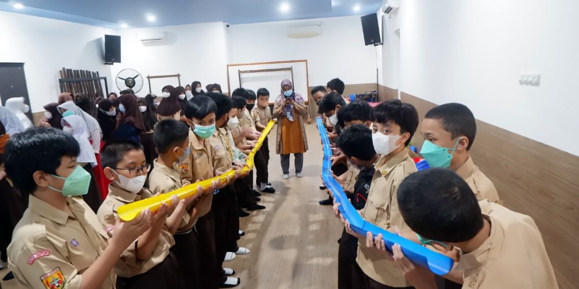 Workshop Menumbuhkan Kreativitas dan Jiwa Entrepreneurship Anak Sekolah Dasar