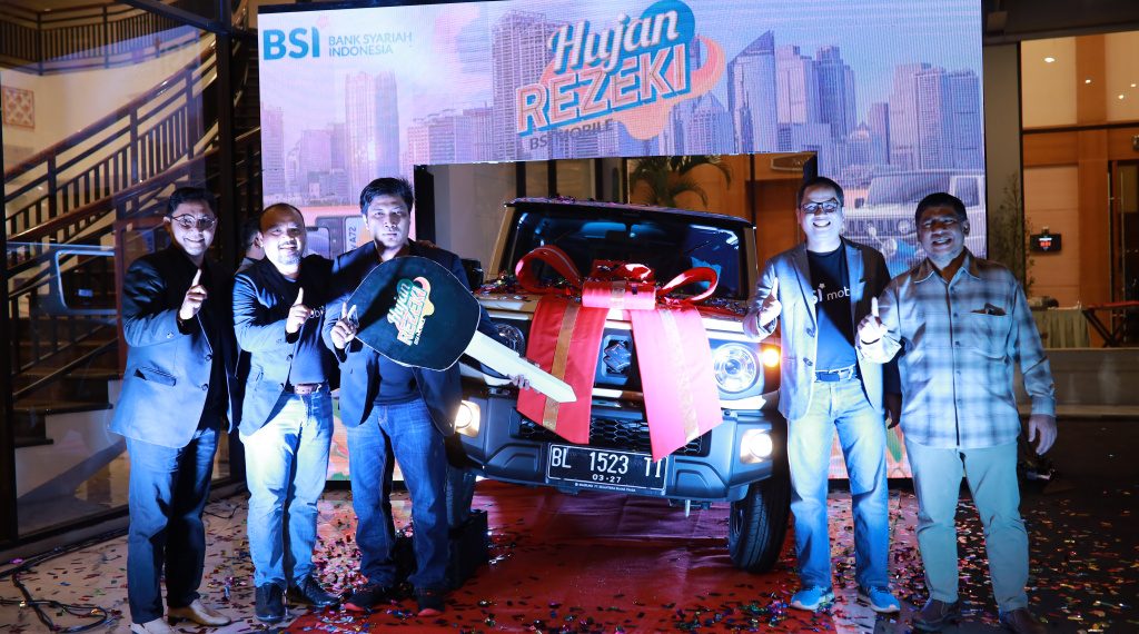 BSI Berikan Apresiasi 300 Nasabah Pengguna BSI Mobile