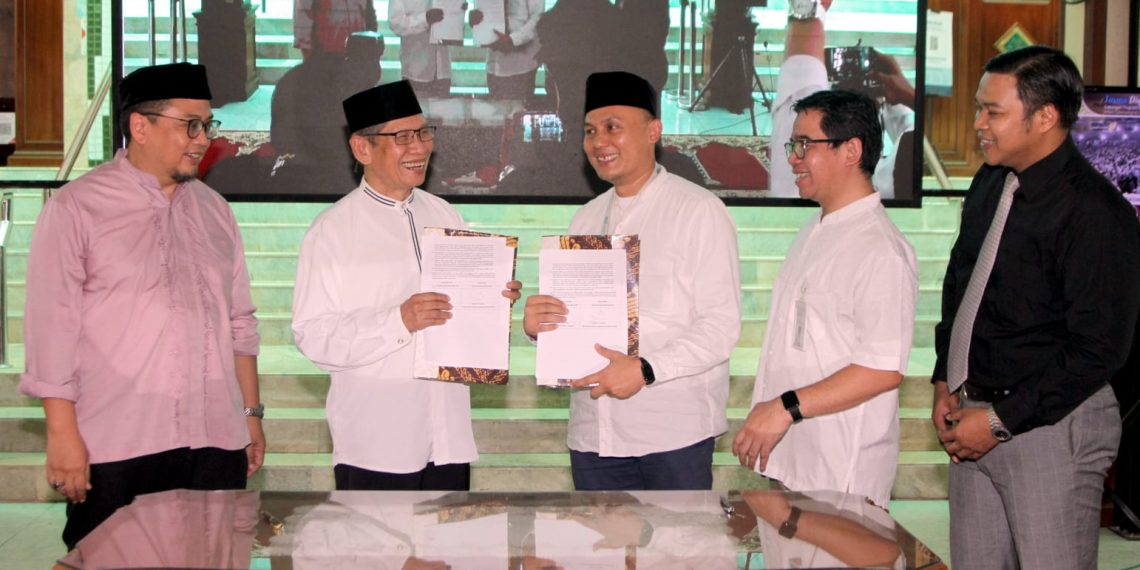 Penandatanganan Nota Kesepahaman Bank Syariah Indonesia dan Masjid Agung Sunda Kelapa