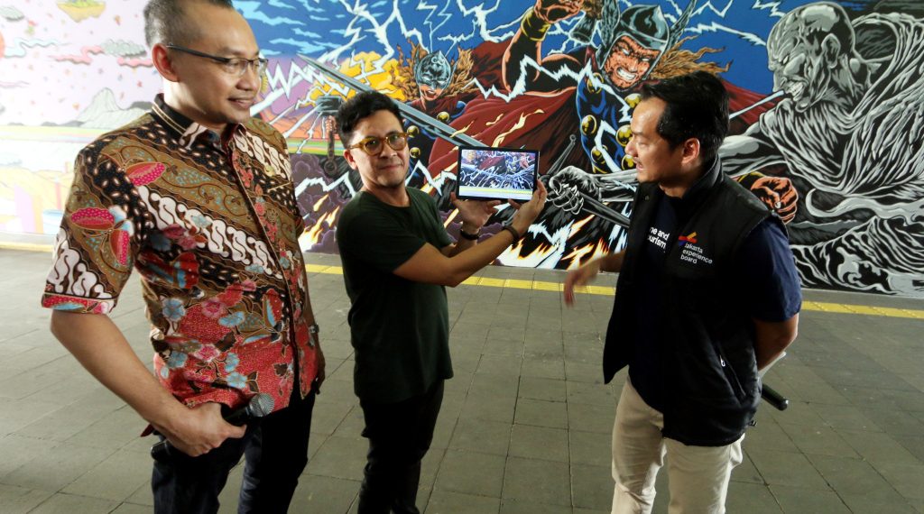 Kolaborasi Mural Jakarta Experience Board dengan Disney Indonesia