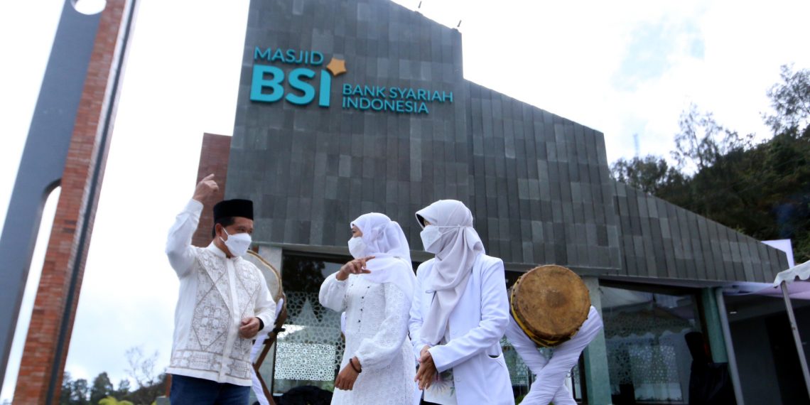 Resmikan Masjid di Bromo, BSI Dukung Pemulihan Pariwisata & Penguatan Ekonomi Umat
