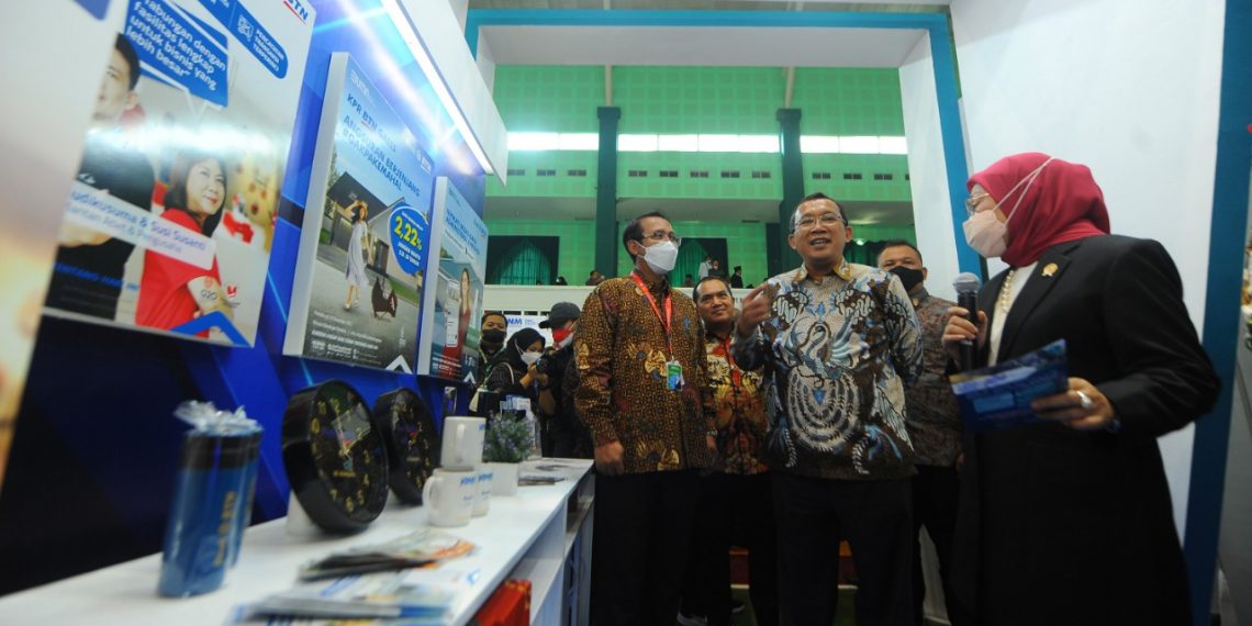 Pekerja Terima Kunci Rumah Kolaborasi BTN dan BPJS Ketenagakerjaan