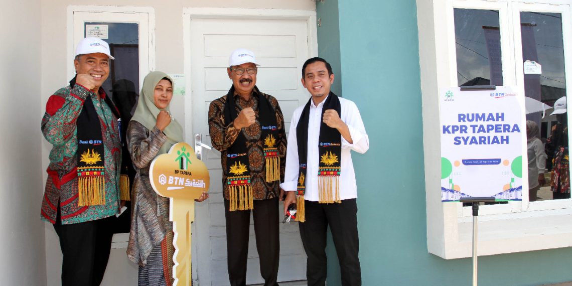 BTN Syariah Salurkan Tapera  Syariah Perdana