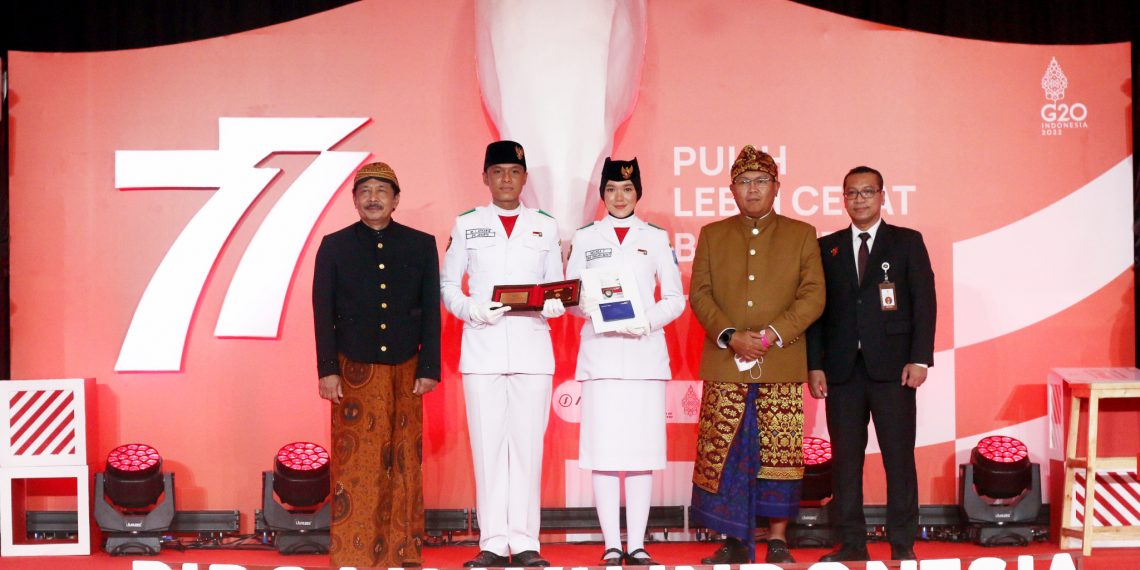 Mandiri Berikan Apresiasi Untuk Tim Paskibraka Nasional