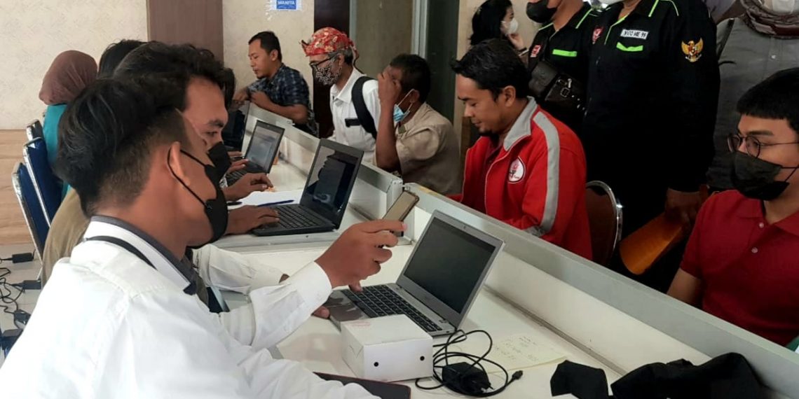 Kemenkop UKM Fasilitasi Pendaftaran NIB Gratis, Kepada 1.000 Pedagang Mie Ayam dan Bakso di Bekasi