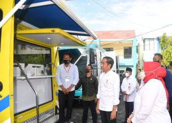 Presiden Jokowi Tinjau Layanan BTN dalam Penyaluran BSU