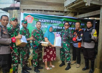 Ngetrail Bersama, Dandim 1404, Danyonif 721/Mks dan Kapolres bangun Sinergitas TNI – Polri bagikan sembako di Wilayah Kabupaten Pinrang