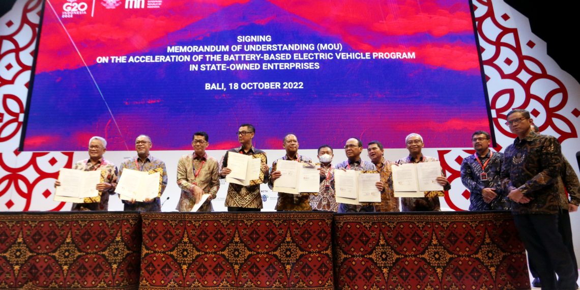 Pupuk Indonesia Dukung Kendaraan Listrik