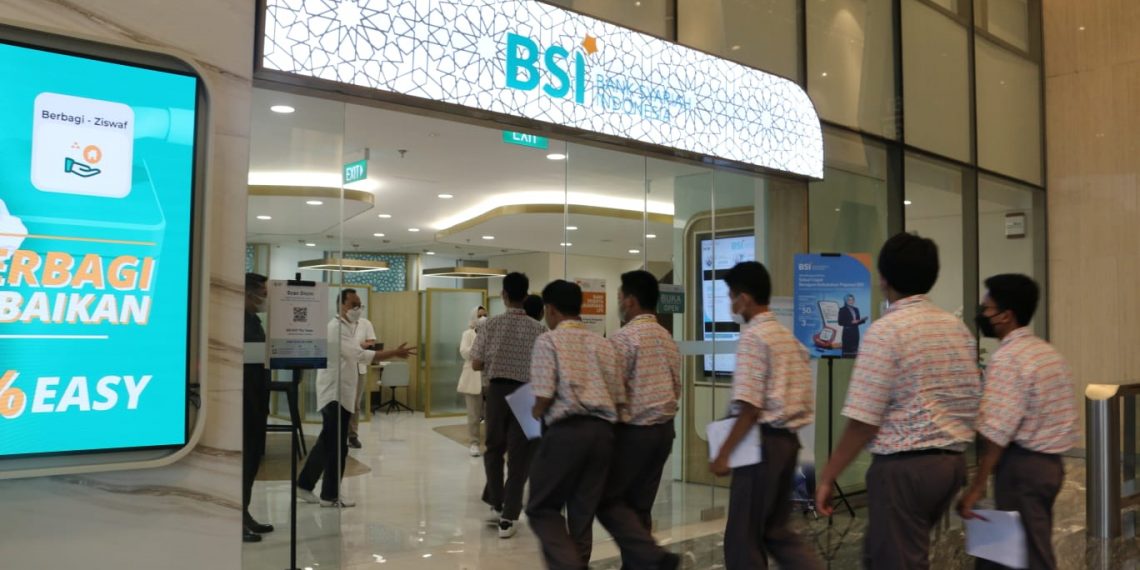 School Visits to BSI, Literasi BSI Dekatkan Perbankan Syariah ke Siswa dan Santri