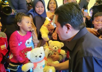 Menteri BUMN Erick Thohir Kunjungi Trauma Healing Korban Gempa Cianjur
