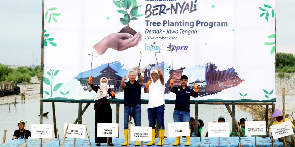 Wujudkan Ekonomi Berkelanjutan, Bank Mandiri Konservasi Lahan Seluas 500 Hektar di Hari Menanam Pohon Indonesia
