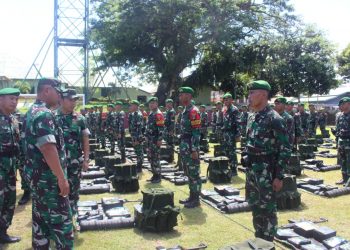 Kasdam XIV/Hasanuddin Tinjau Gelar Riksiapops Satgas Satuan Organik Yonif 721/Mks Di Wilayah Papua